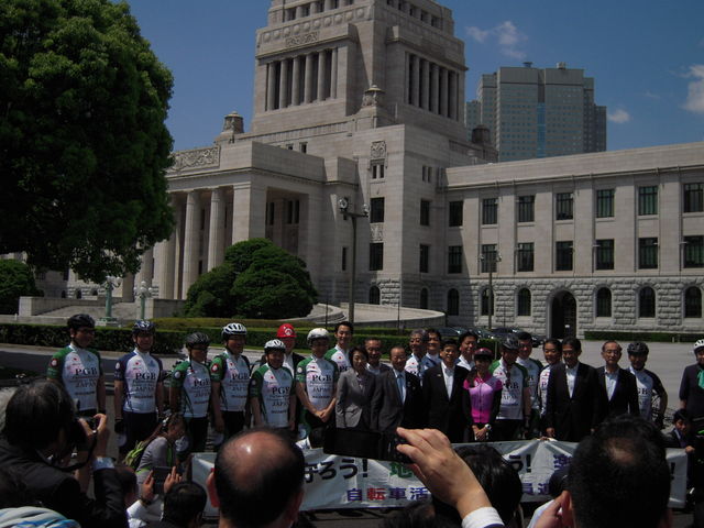 101086_02.jpg 101086_02.jpg